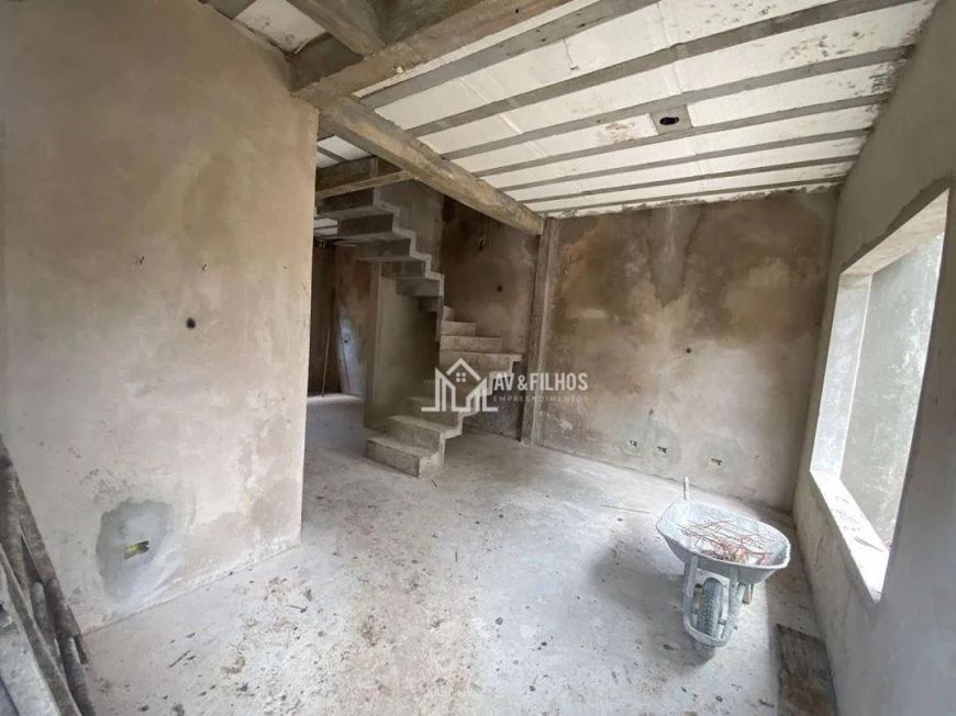 Sobrado com 3 dormitórios à venda, 115 m² por R$ 575.000,00 - Atuba - Curitiba/PR