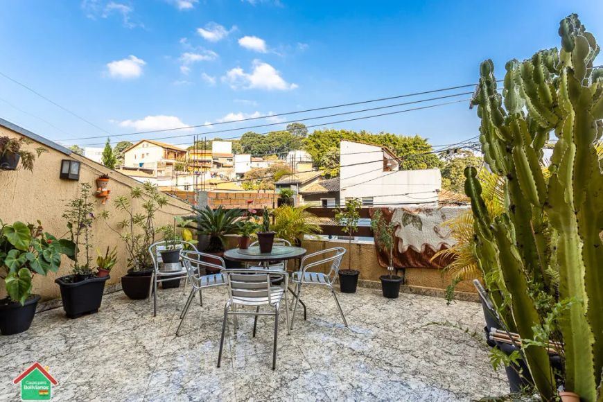 Casa a Venda na Parada Inglesa