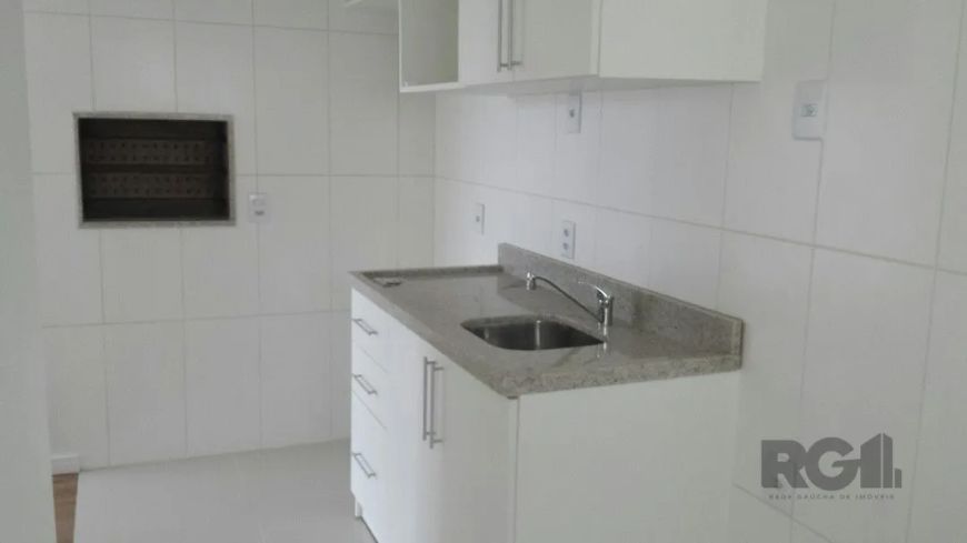 Descubra o seu novo lar no encantador Barra Garden, no coração da Vila Nova, Porto Alegre! Este apar