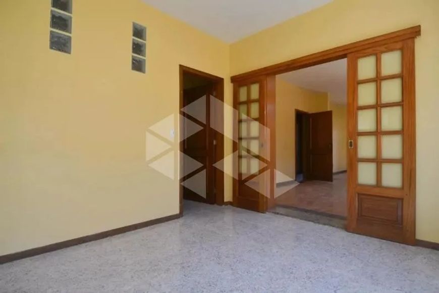 Sala/Conjunto em TRISTEZA