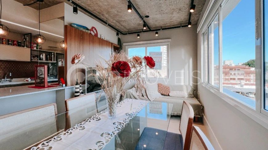 Apartamento mobiliado próximo ao Conceição