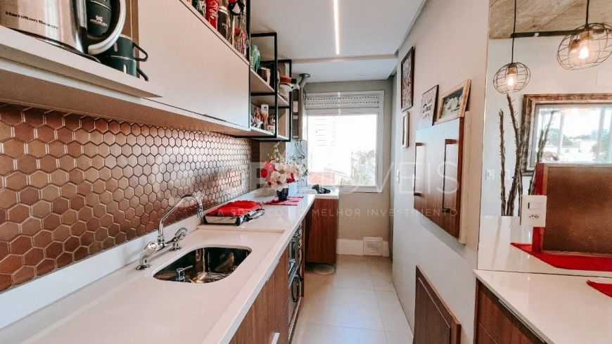 Apartamento mobiliado próximo ao Conceição