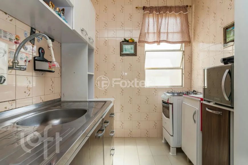 Apartamento à venda Rua Roque Calage, Passo da Areia - Porto Alegre