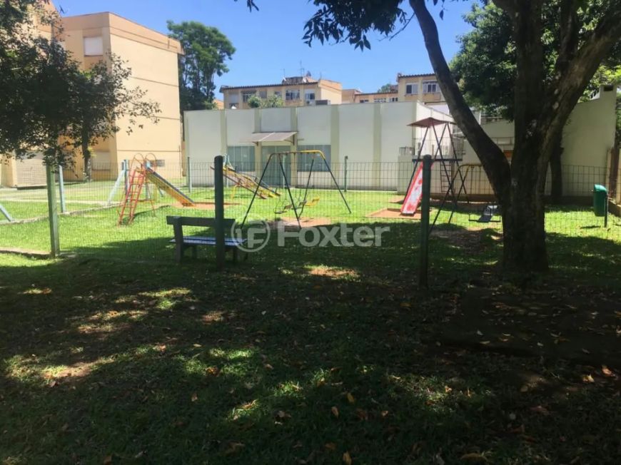 Apartamento à venda Rua Max Juniman, Humaitá - Porto Alegre
