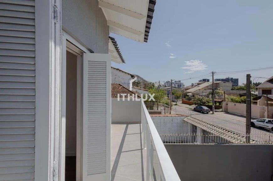 Casa, 228 M², Venda, Semi-Mobiliada , 3 Dormitórios, 3 Suítes, 1 Lavabo, 4 Vagas Estacionamento, Za