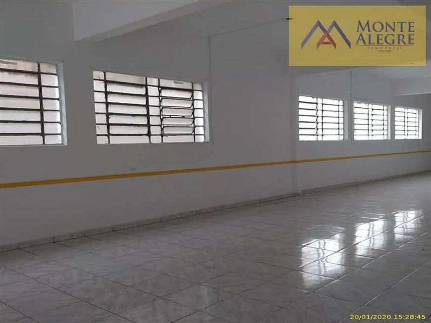 Ponto Comercial/Loja para Alugar em Americanópolis com 300 m² de Área Útil