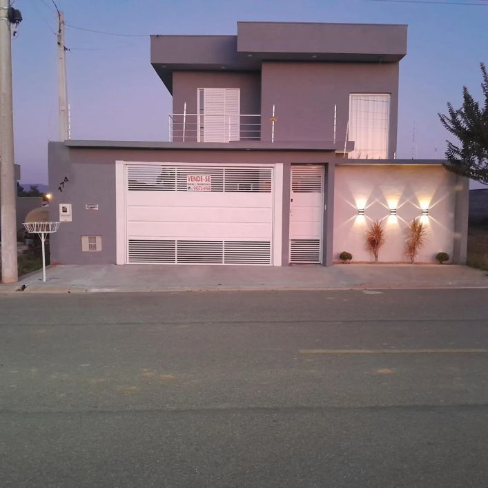 Casa para Venda em Itupeva, Residencial Tosi, 2 dormitórios, 2 suítes, 3 banheiros, 2 vagas