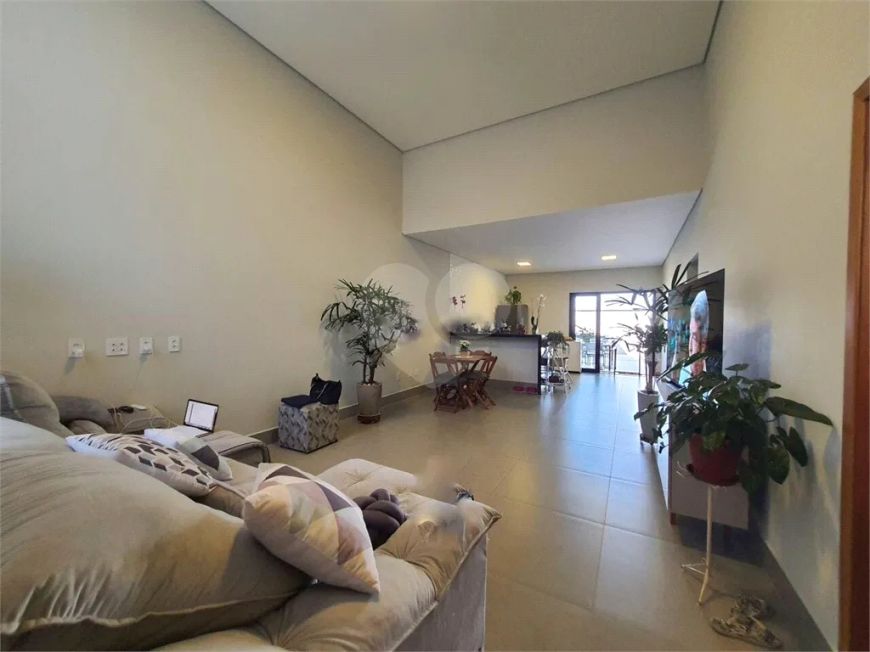 Condomínio com 3 quartos à venda em Residencial Vila Victoria - SP