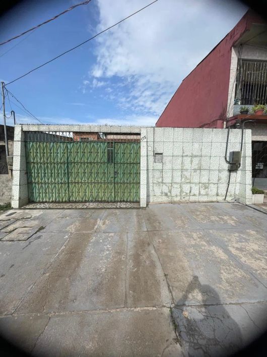 Casa com 04 suites - 270m² na vileta