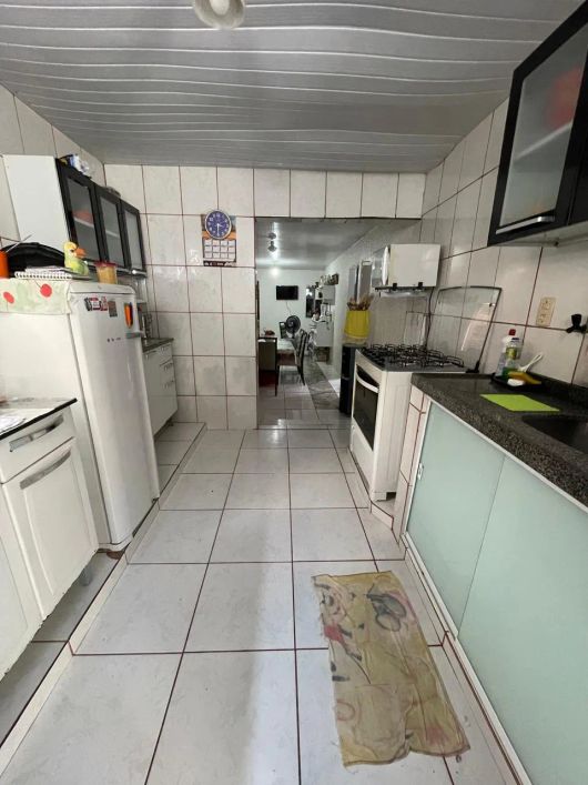 Casa com 04 suites - 270m² na vileta