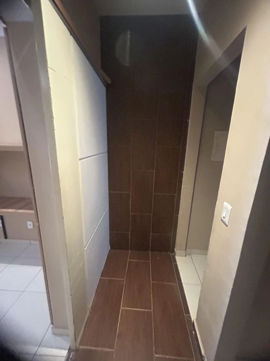 JN VENDO OU ALUGO CASA NA RUA TRÊS DE MAIO COM A GENTIL PARA FINS COMERCIAIS E RESIDENCIAIS