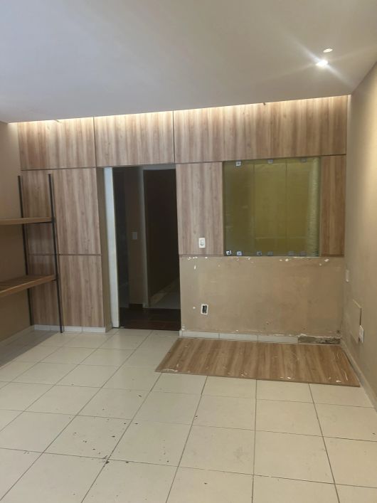 JN VENDO OU ALUGO CASA NA RUA TRÊS DE MAIO COM A GENTIL PARA FINS COMERCIAIS E RESIDENCIAIS