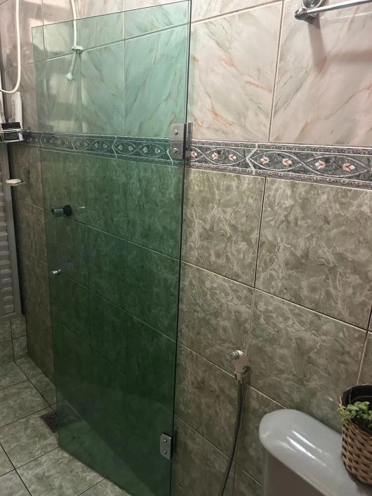 Casa com 4/4 e 3 vagas de garagem