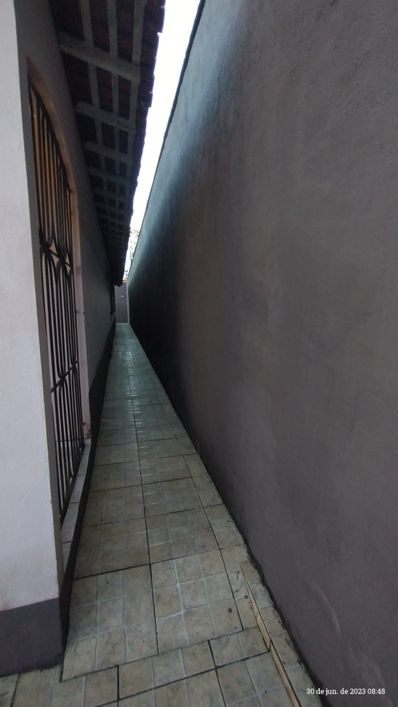 Vende - se excelente casa na Augusto Montenegro, no condomínio Residencial Três corações