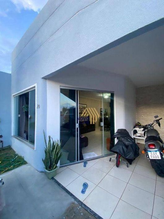 Vendo excelente casa no Condomínio Jardim Espanha