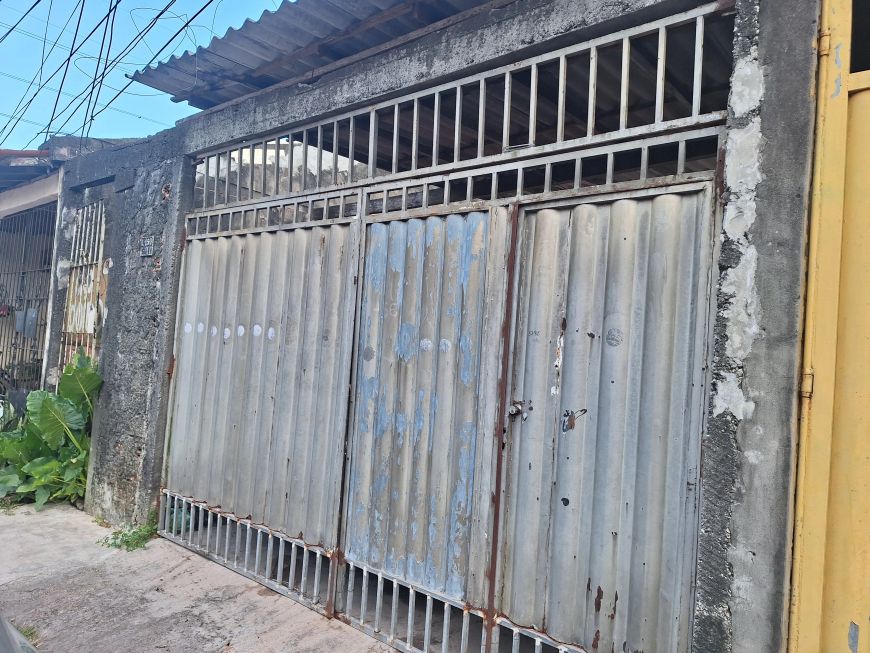 Casa na Independência 9 8 8 73 0 0 6 0