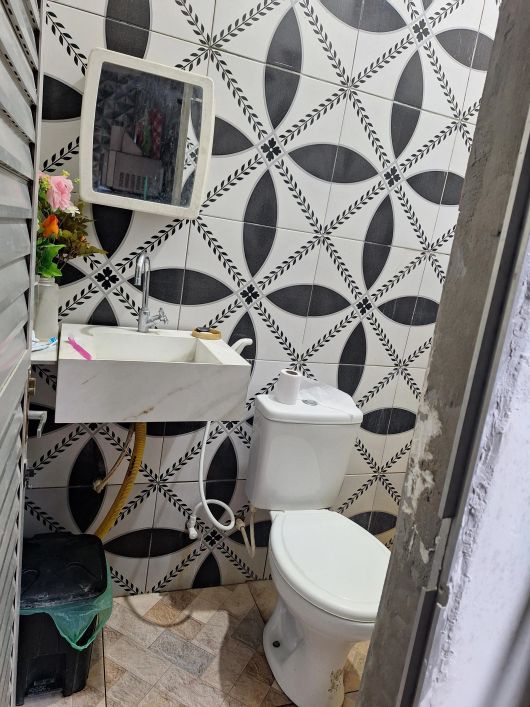 Casa na Independência 9 8 8 73 0 0 6 0