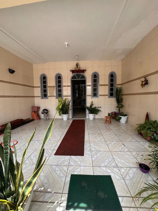 Eliane Franco excelente Casa na Av. Dr. Freitas/ Bairro: Marco – R$ 750.000,00