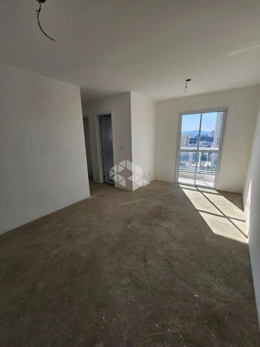Apartamento à venda com 56m², 2 quartos e 1 vaga