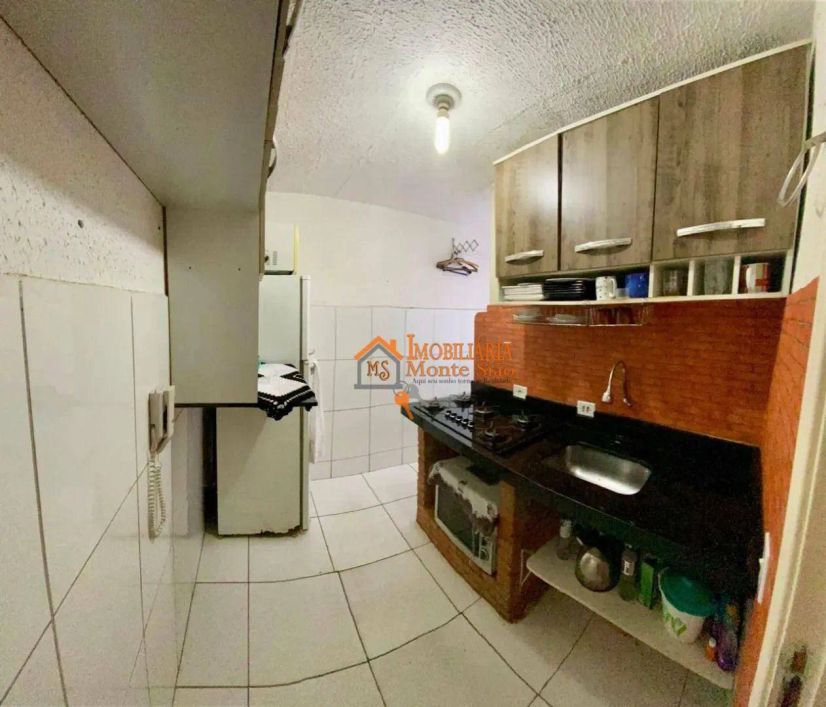 Apartamento com 2 dormitórios à venda, 45 m² por R$ 160.000,00 - Jardim Munira - Guarulhos/SP