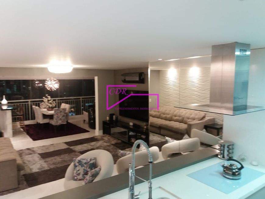 Apartamento no Tatuapé com moveis planejados