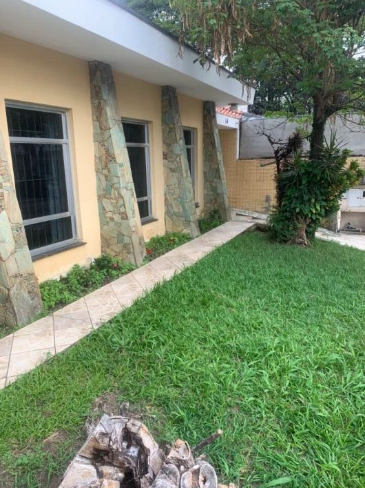Excelente casa térrea Vila Rosália totalmente isolada