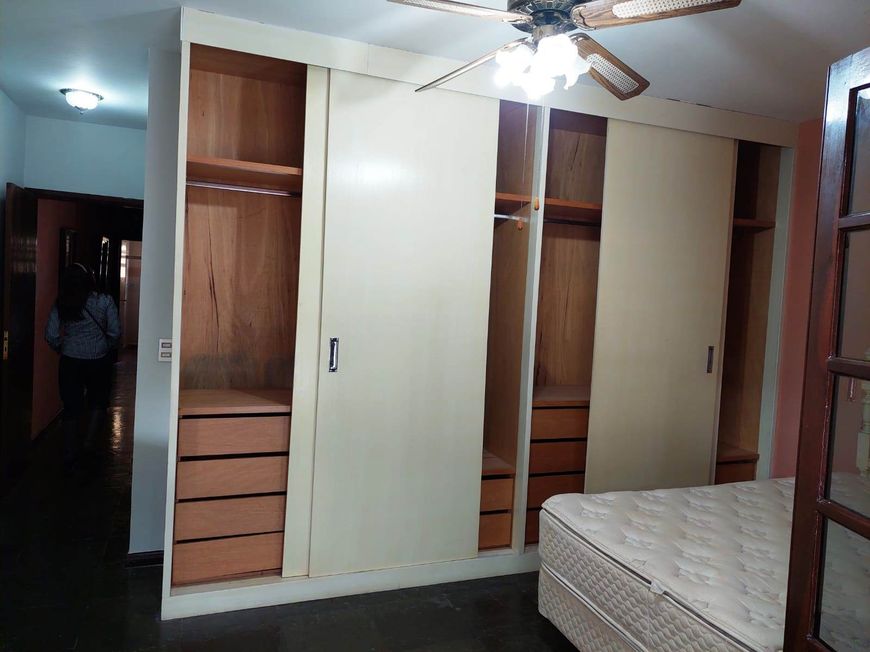 SOBRADO PARA VENDA DE 250M - 3DORM - 4 BANHEIROS - 5 VAGAS - ÓTIMA LOCALIZAÇÃO