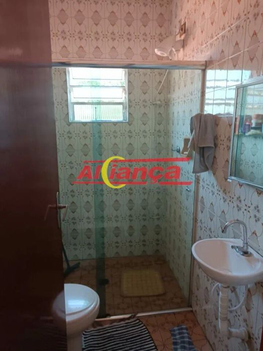 ótimo sobrado 3 dorms. 2 vagas , exelente local 520. mil