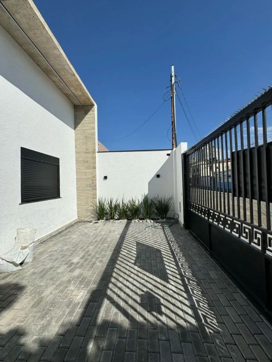 Imóvel para venda tem 219 metros quadrados com 4 quartos em Vila Adelaide Perella - Guarulhos - SP
