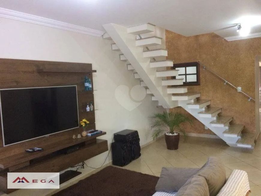 Casa com 3 dormitórios 1 suíte, 185 m² por R$ 920.000 - Chácara São Domingos - Campinas/SP