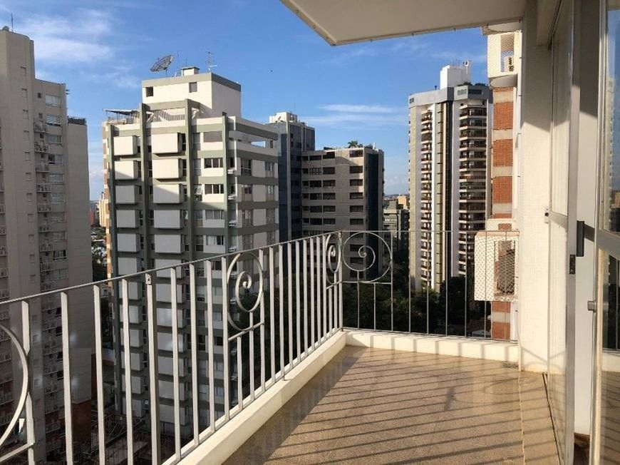 Apartamento para venda com 278 m2 com 4 quartos (2 suites) e 6 garagens em Cambuí - Campinas - SP