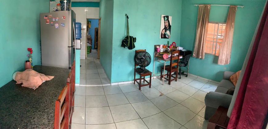 BARBADA, VENDO 1 CASA DIVIDA EM 2, 2/4 NA FRENTE E 1/4 NA DE TRÁS PRÓX A PRATINHA