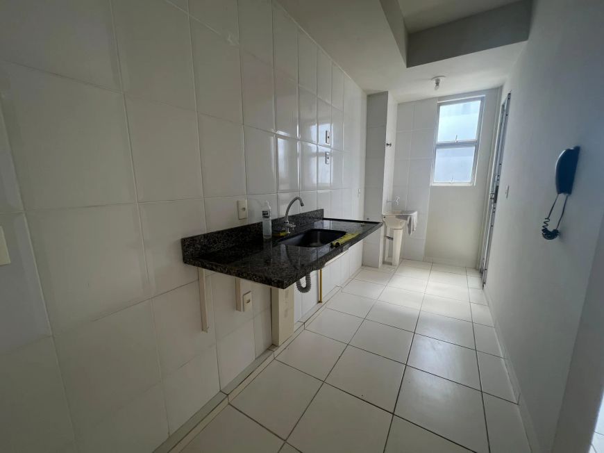 Vendo Apto. no Residencial Verano Club R$ 300.000,00