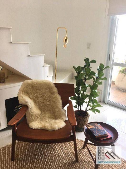 APARTAMENTO DUPLEX 1 DORMITÓRIO (77m²), 1 SUÍTE, VARANDA, 1 VAGA. PRÓXIMO DO SHOPPING VILA OLIMPIA