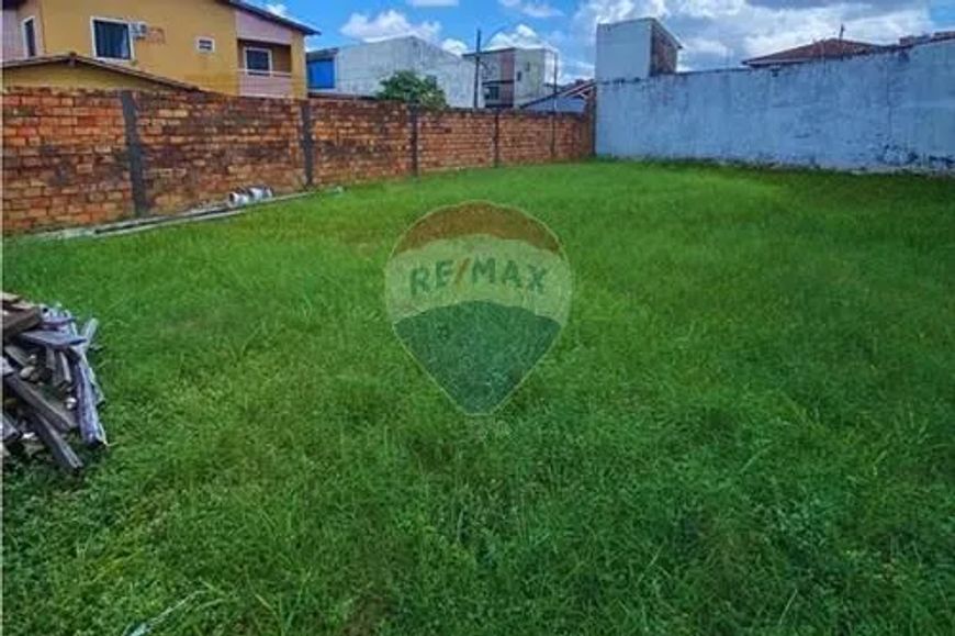 Terreno à Venda Avenida Santos Dumont, 18, Maracangalha, próximo à av. Julio César