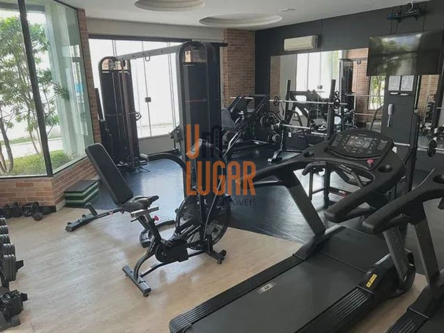 Um Lugar Imóveis vende um excelente apartamento no Edifício Sonata Residence, localizado na Rua João