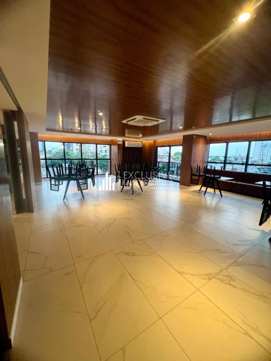 MARAVILHOSO APARTAMENTO NO EDIFÍCIO FELICITÀ