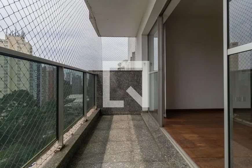 Apartamento à Venda - Portal do Morumbi, 3 Quartos, 135 m2