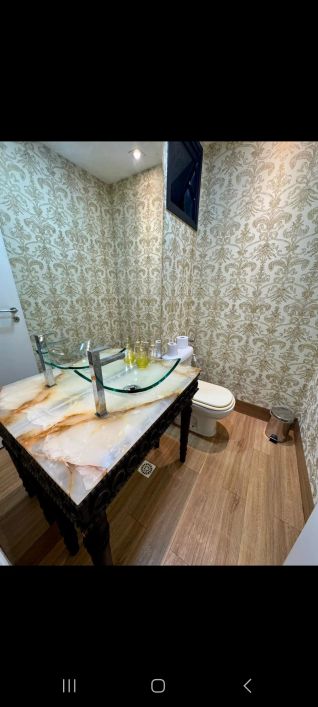 vende se apto no Ed. cidade do Porto na Batista campos.