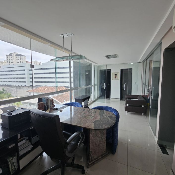 VENDO SALA COMERCIAL NO CENTRO EMPRESARIAL BOLONHA