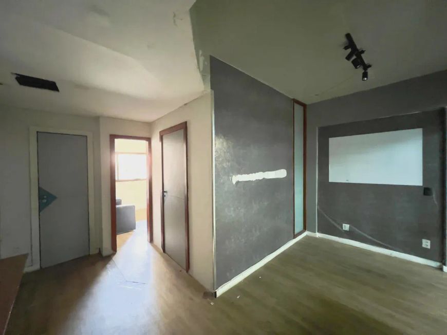 Sala comercial com 38m² no edifício Palladium Center