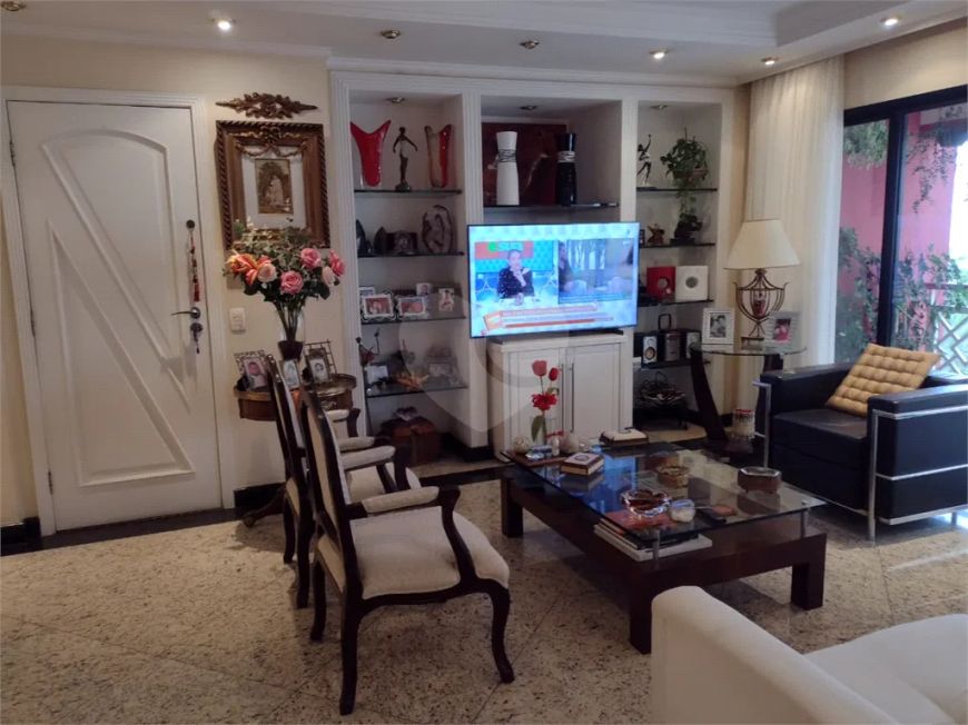 Apartamento com 3 quartos à venda em Vila Gomes Cardim - SP
