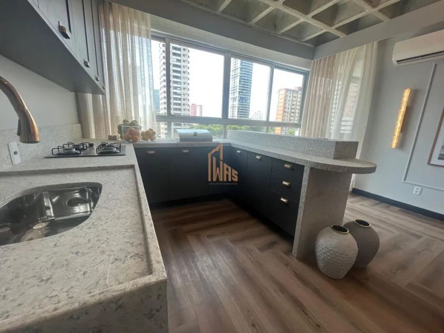 Apartamento na Batista Campos com 3 dormitórios, 1 suíte, 3 banheiros e 2 vagas.