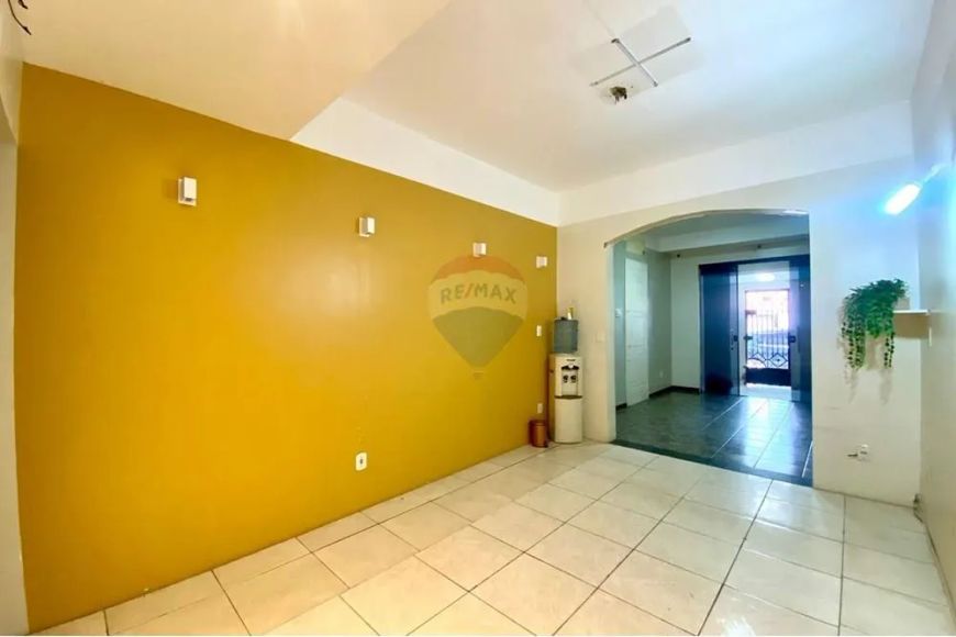 "Casa Comercial Reformada em São Brás, Belém"
