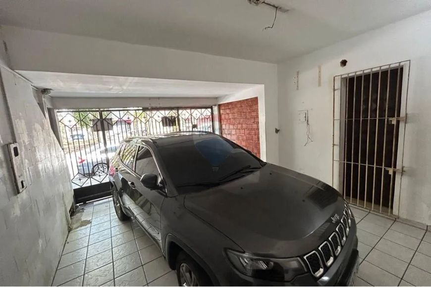 "Casa Comercial Reformada em São Brás, Belém"
