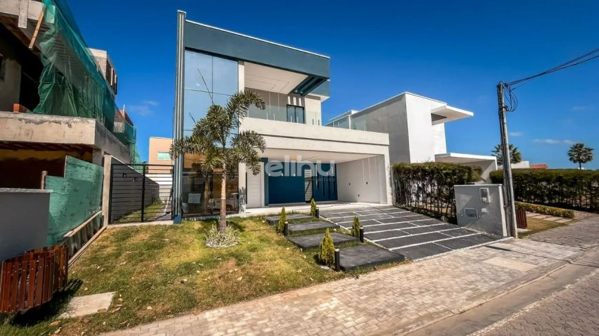 Casa Duplex com 212m² e 4 Suítes à venda no condomínio Jardins do Lago Eusébio