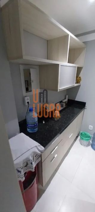 Sala com 3 Ambientes e 1 Vaga privativa para venda no Edifício Village Millenium, Nazaré.