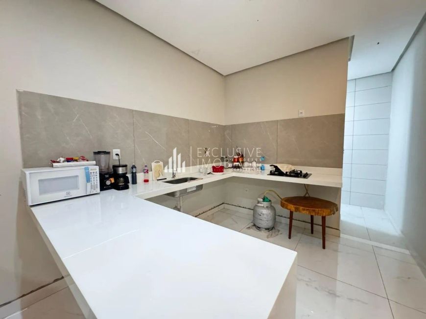 LINDÍSSIMA CASA NO CONDOMÍNIO LION VILLE