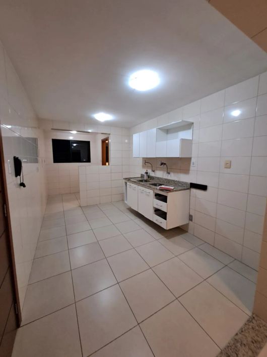 Edifício Village Premier, 127m², 3 quartos sendo 2 suites, 2 vagas, Umarizal