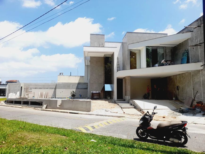 Imóvel para venda tem 380 m² com 4/4.sendo 3 suítes em Coqueiro - Belém - PA